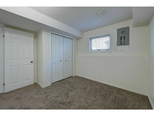 22 Dixon Crescent, Red Deer, AB - Indoor Photo Showing Other Room