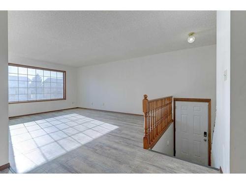 22 Dixon Crescent, Red Deer, AB - Indoor Photo Showing Other Room