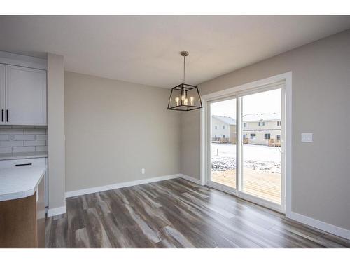 122 Mann Drive, Penhold, AB - Indoor