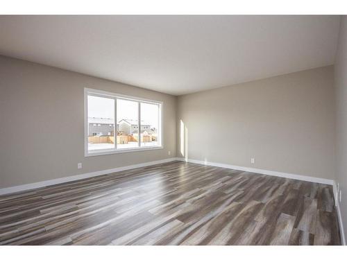 122 Mann Drive, Penhold, AB - Indoor Photo Showing Other Room