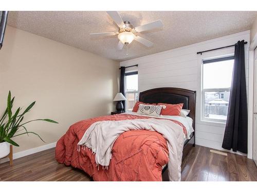 139 Timberstone Way, Red Deer, AB - Indoor Photo Showing Bedroom