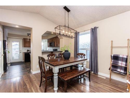 139 Timberstone Way, Red Deer, AB - Indoor Photo Showing Dining Room