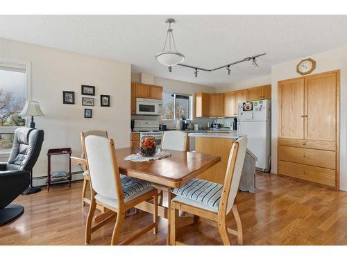 308-4834 52A Street, Camrose, AB - Indoor Photo Showing Dining Room