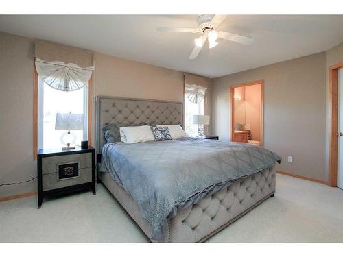 104 Darling Crescent, Red Deer, AB - Indoor Photo Showing Bedroom