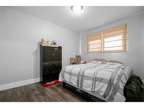 6309 41 Avenue, Camrose, AB - Indoor Photo Showing Bedroom