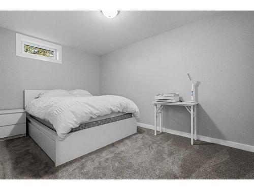 6309 41 Avenue, Camrose, AB - Indoor Photo Showing Bedroom