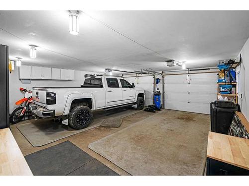 6309 41 Avenue, Camrose, AB - Indoor Photo Showing Garage