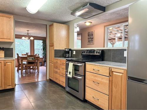 53224 Range Road 61, Rural Parkland County, AB - Indoor Photo Showing Kitchen