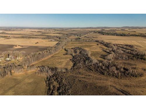 391500 30 Range, Rural Lacombe County, AB 