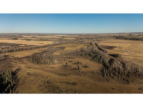 391500 30 Range, Rural Lacombe County, AB 