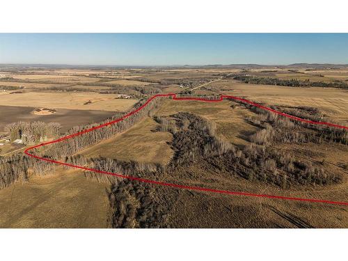 391500 30 Range, Rural Lacombe County, AB 