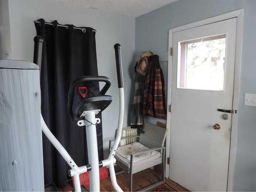 5021 49 Avenue, Rimbey, AB - Indoor Photo Showing Other Room