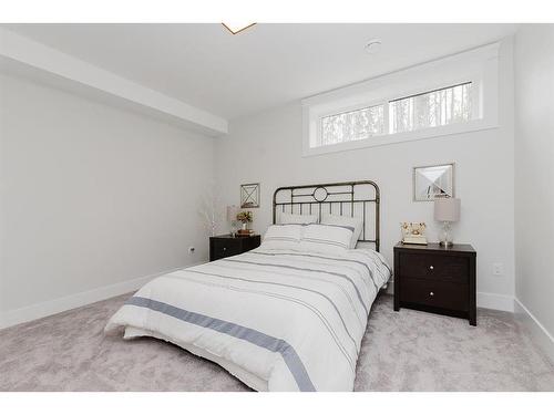 132-27111 Highway 597, Rural Lacombe County, AB - Indoor Photo Showing Bedroom