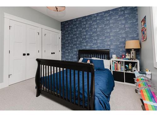 132-27111 Highway 597, Rural Lacombe County, AB - Indoor Photo Showing Bedroom