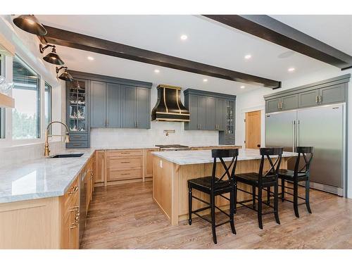 132-27111 Highway 597, Rural Lacombe County, AB - Indoor Photo Showing Kitchen With Upgraded Kitchen