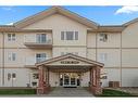 301-5402 50 Avenue, Stettler, AB  - Outdoor 