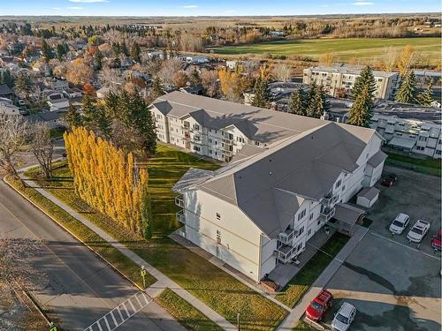 301-5402 50 Avenue, Stettler, AB - Outdoor With View