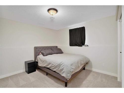 4704 43 Street, Sylvan Lake, AB - Indoor Photo Showing Bedroom