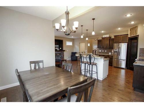 20 Connaught Crescent, Red Deer, AB - Indoor Photo Showing Dining Room