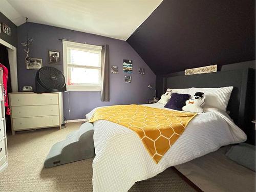 22 Peace Rose Street, Rural Lacombe County, AB - Indoor Photo Showing Bedroom