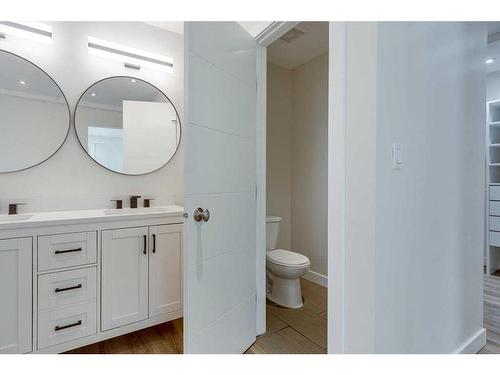 12 Addinell Avenue, Red Deer, AB - Indoor Photo Showing Bathroom