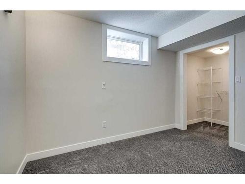 12 Addinell Avenue, Red Deer, AB - Indoor Photo Showing Other Room