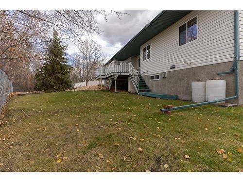 5322 58 Street Close, Camrose, AB - Outdoor