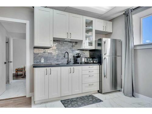 130-50072 205 Range, Rural Camrose County, AB - Indoor Photo Showing Kitchen