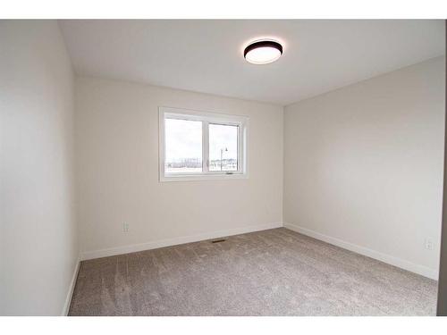 13 Larratt Close, Red Deer, AB - Indoor Photo Showing Other Room