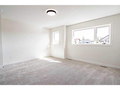 93 Lundberg Crescent, Red Deer, AB - Indoor Photo Showing Other Room