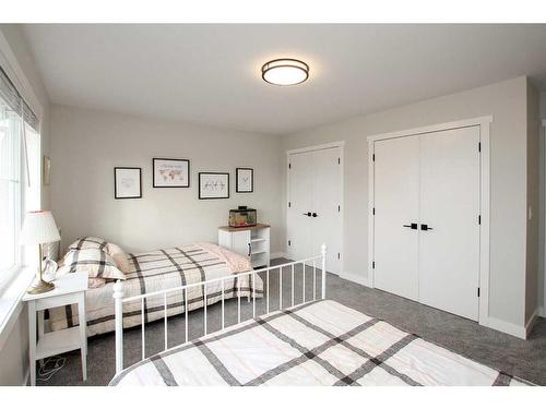 652 Bridgeview Road, Rural Ponoka County, AB - Indoor Photo Showing Bedroom