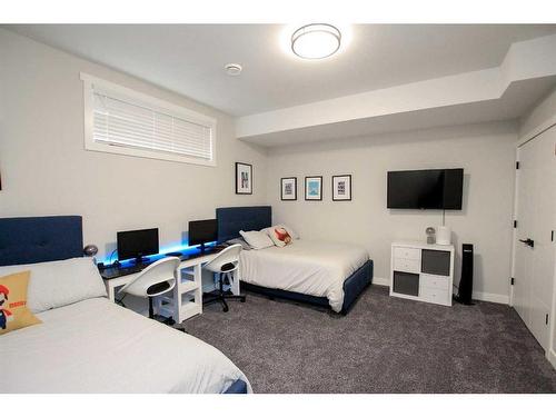 652 Bridgeview Road, Rural Ponoka County, AB - Indoor Photo Showing Bedroom