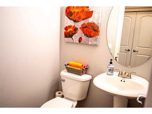 130 Sage Hill Way Nw, Calgary, AB - Indoor Photo Showing Bathroom