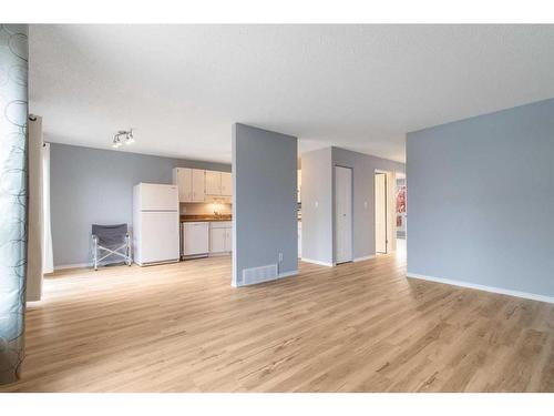 125 Chappel Drive, Red Deer, AB - Indoor