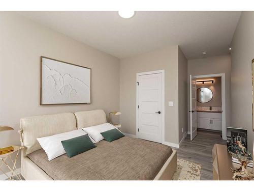 2 Cascade Street, Blackfalds, AB - Indoor Photo Showing Bedroom