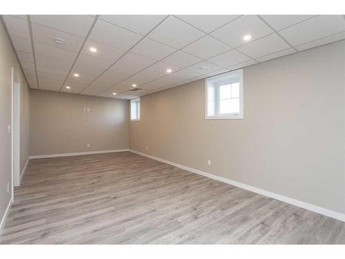 2 Cascade Street, Blackfalds, AB - Indoor