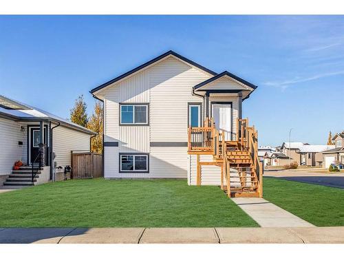 2 Cascade Street, Blackfalds, AB - Outdoor