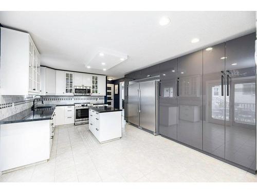 5321 46 Avenue, Rimbey, AB - Indoor Photo Showing Kitchen