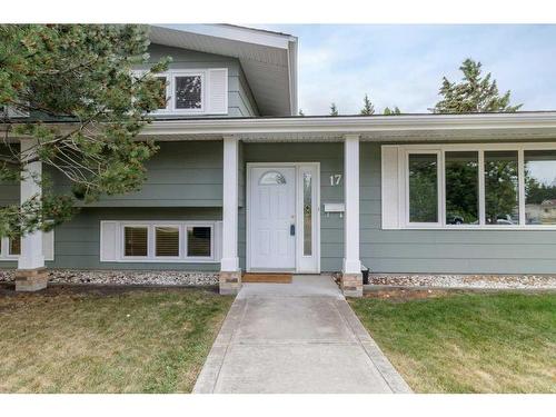 17 Ward Crescent, Red Deer, AB - Outdoor With Facade