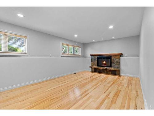 17 Ward Crescent, Red Deer, AB - Indoor With Fireplace