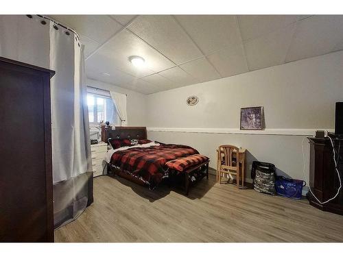 1 Murphy Close, Blackfalds, AB - Indoor Photo Showing Bedroom