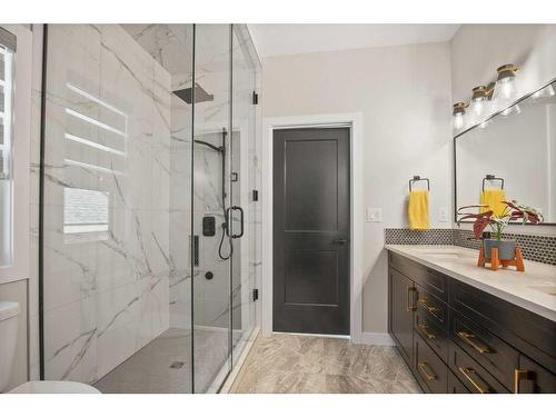 16 Ian Way, Sylvan Lake, AB - Indoor Photo Showing Bathroom