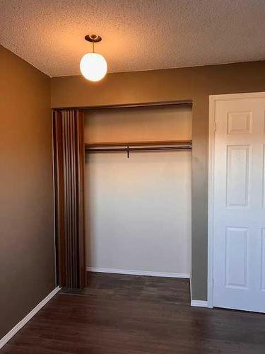 206-49 Bennett Street, Red Deer, AB - Indoor Photo Showing Other Room