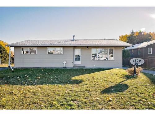 1809 26 Avenue, Delburne, AB - Outdoor