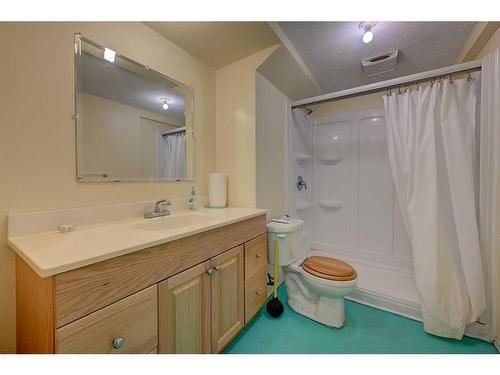 1809 26 Avenue, Delburne, AB - Indoor Photo Showing Bathroom