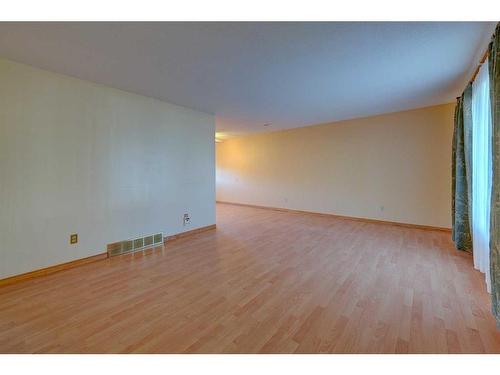 1809 26 Avenue, Delburne, AB - Indoor Photo Showing Other Room