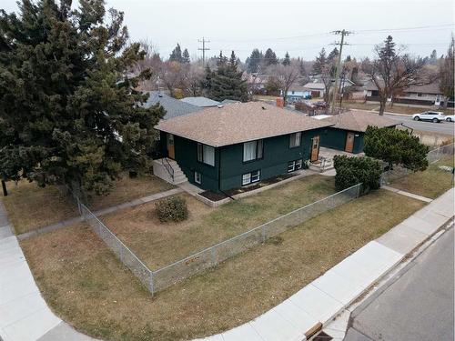 4401 40A Avenue, Red Deer, AB - Outdoor