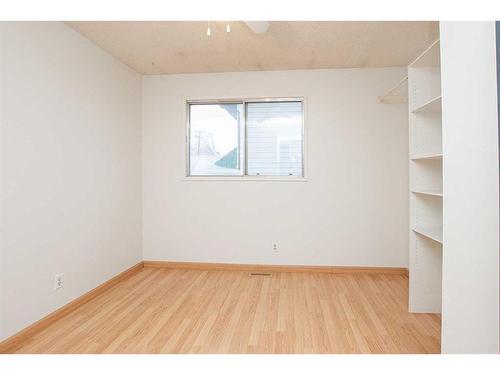 5007 58 Street, Lacombe, AB - Indoor Photo Showing Other Room