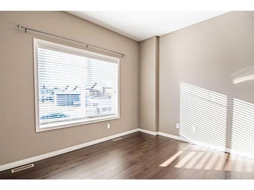 89 Crimson Court, Blackfalds, AB - Indoor Photo Showing Other Room