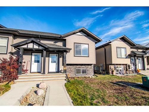 89 Crimson Court, Blackfalds, AB - Outdoor With Facade